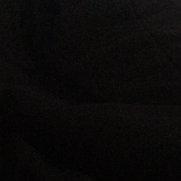 Meet your Posher, Nicole - Picture 1 of 1